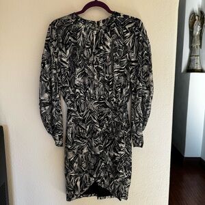 NWT IRO Paris Black And White Fenian Dress With Ruching Size 34 Small